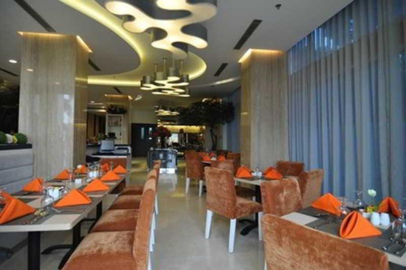 Gp Mega Kuningan Jakarta Luaran gambar
