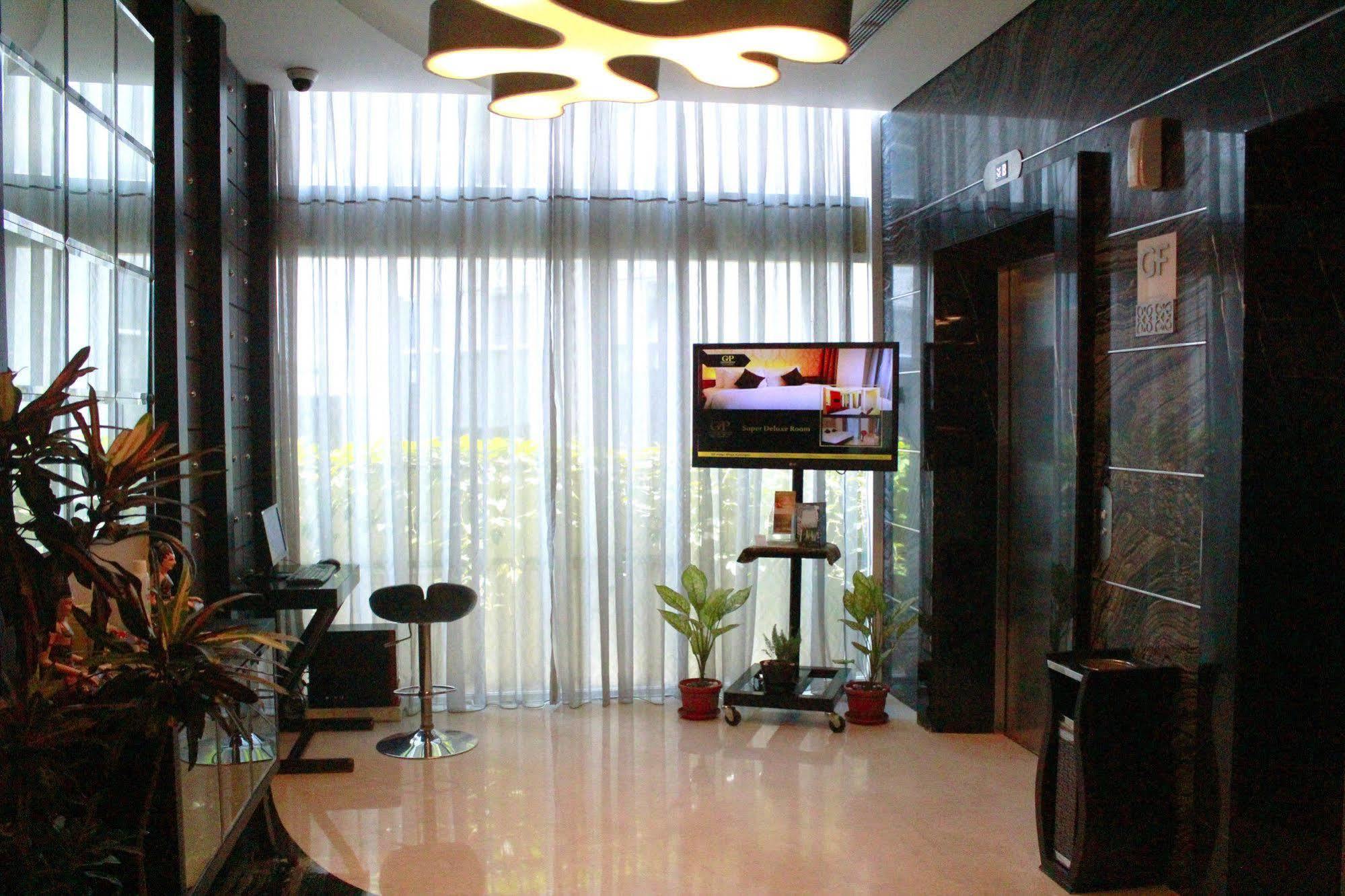 Gp Mega Kuningan Jakarta Luaran gambar